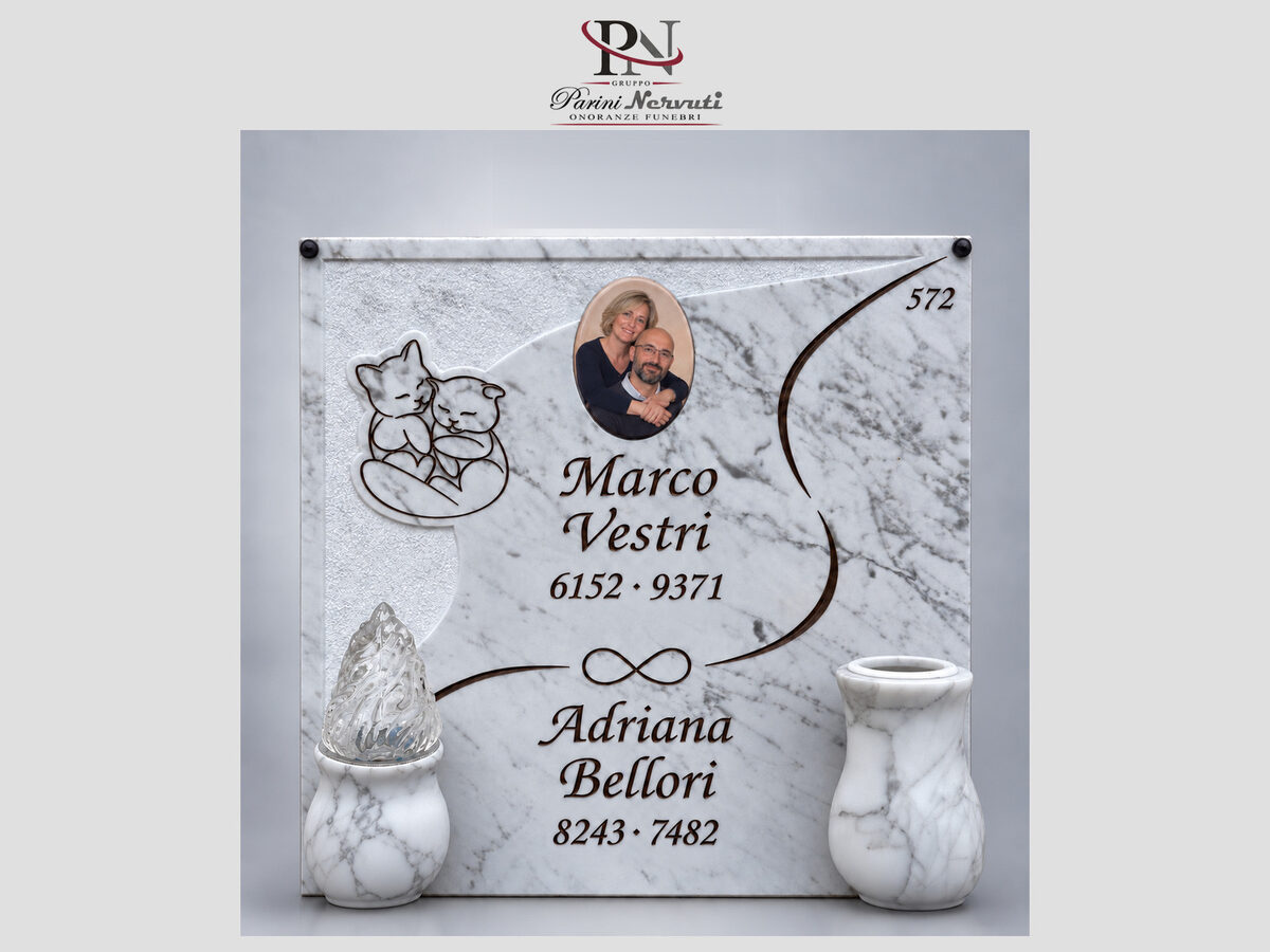 Lapide per ossario in marmo con accessori coordinati, realizzazione 4 di 13